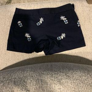NAVY SHORTS WITH EMBROIDED BLUE & WHITE PINEAPPLES